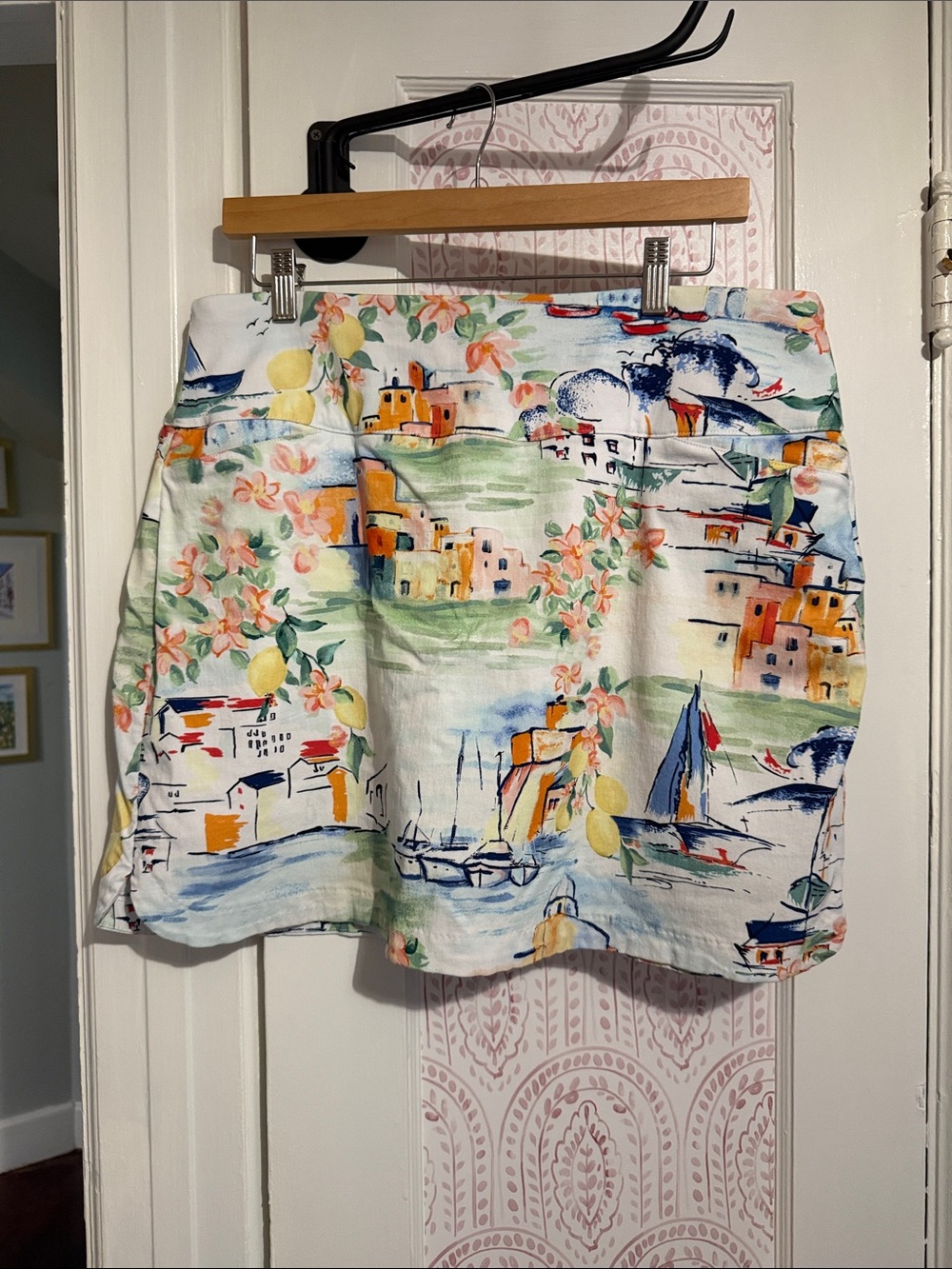 Walter Hagen White Multicolor Coastal Print Mini Skirt skort